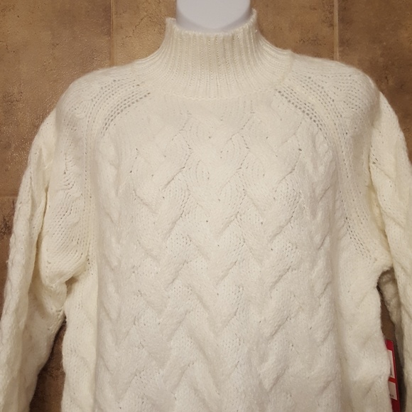 Vince Camuto Chunky Sweater NWT - Picture 3 of 8